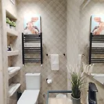 Boutique Caravan Cinema Pensjonat 4*