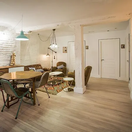 Boutique Caravan Cinema Bilbao