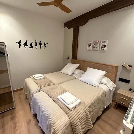 Boutique Caravan Cinema Gæstehus 4*