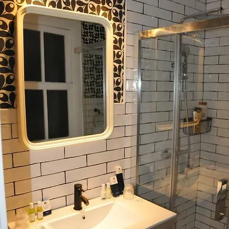 Guest house Boutique Caravan Cinema