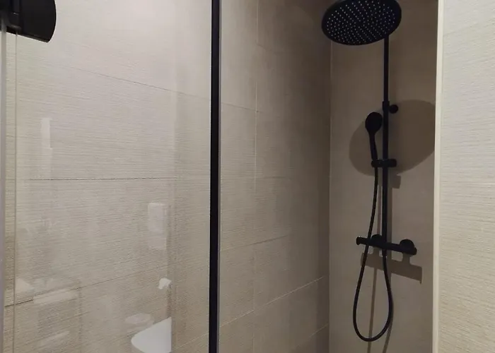 Boutique Caravan Cinema Gæstehus 4*