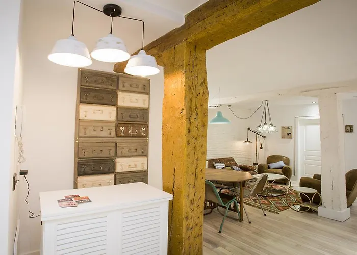 Boutique Caravan Cinema 4* Bilbao